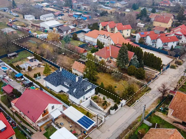 Eladó telek Budapest XVII. kerület 1235 nm