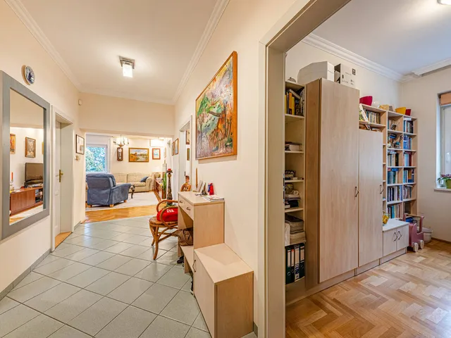 Eladó ház Budapest II. kerület 273 nm