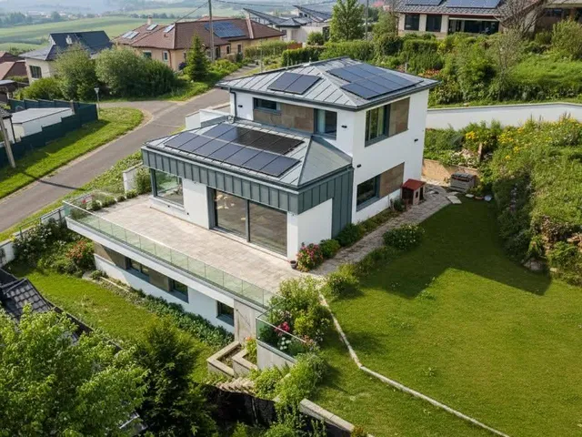 Eladó ház Üröm 327 nm