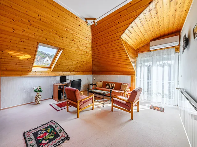 Eladó ház Budaörs 200 nm