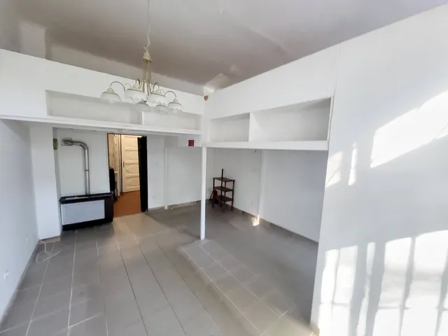 Kiadó kereskedelmi és ipari ingatlan Budapest VI. kerület 28 nm