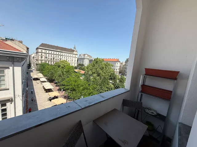 Kiadó lakás Budapest V. kerület 71 nm