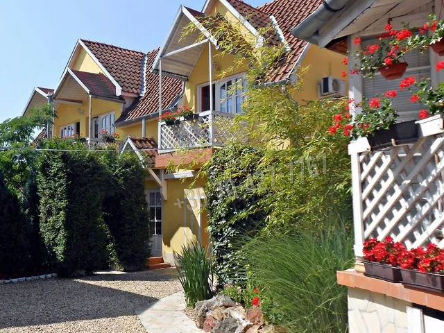 Eladó lakás Eger, Hatvanihóstya 130 nm