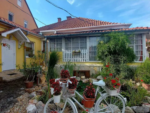 Eladó ház Eger, Hatvanihóstya 120 nm