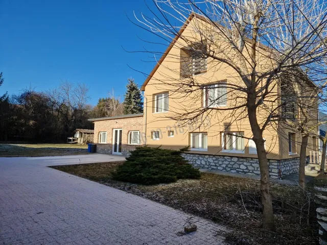 Eladó ház Szilvásvárad 310 nm