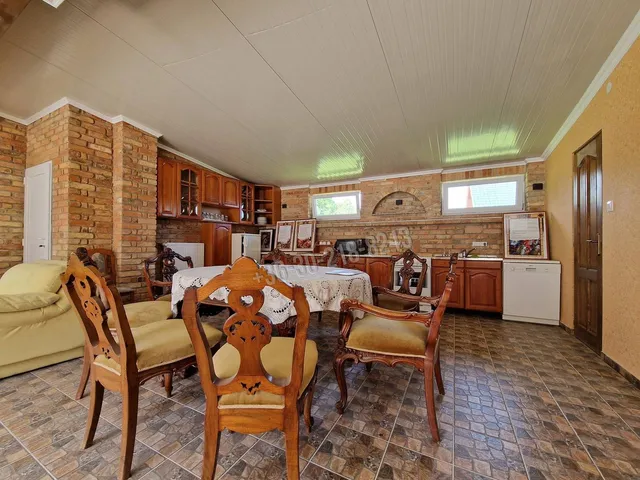 Eladó ház Szilvásvárad 310 nm