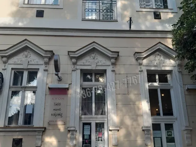 Kiadó kereskedelmi és ipari ingatlan Eger, Belváros, Hatvani Kapu tér 40 nm
