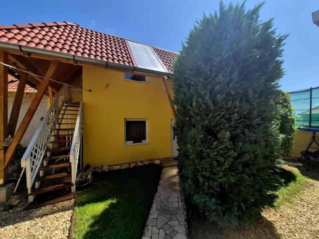Eladó lakás Eger, Hajdúhegy 64 nm