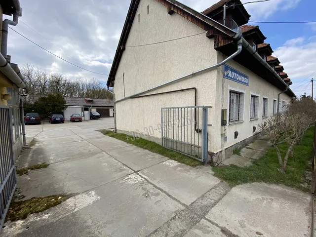 Eladó kereskedelmi és ipari ingatlan Zalaszentgrót, Malom utca 700 nm