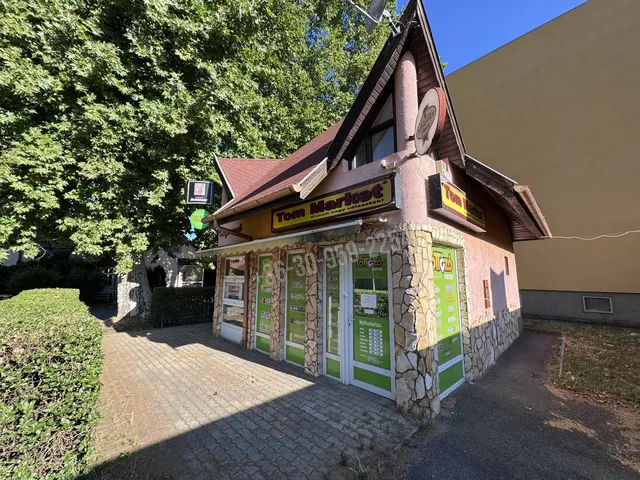 Eladó kereskedelmi és ipari ingatlan Nagykanizsa, Olaj utca 81 nm