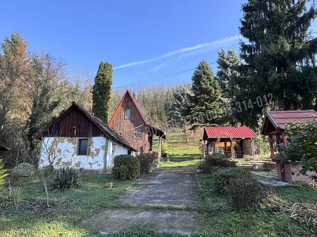 Eladó mezőgazdasági ingatlan Őrtilos, Szent Mihály hegy 36 nm