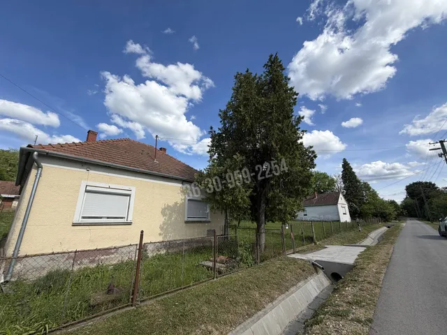 Eladó ház Murarátka, Akácfa utca 79 nm