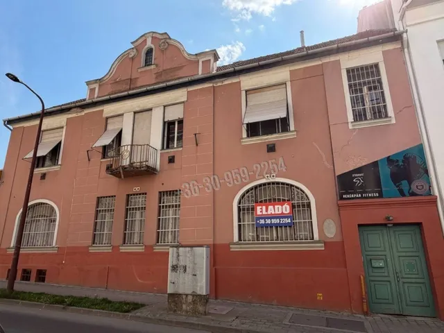 Eladó ház Nagykanizsa, Belváros 396 nm
