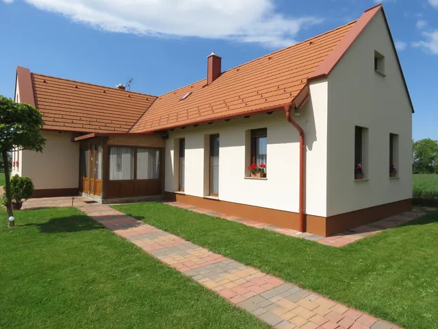 Eladó ház Várbalog 120 nm