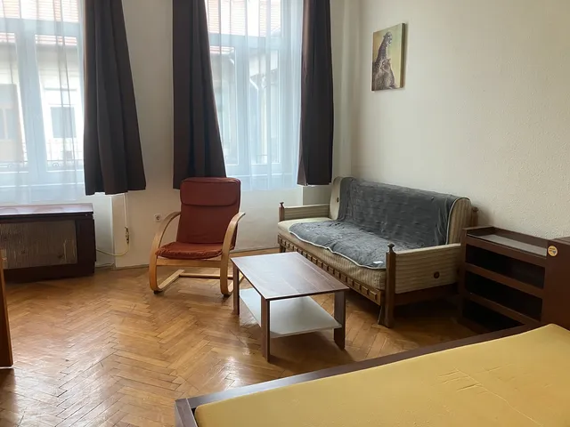 Kiadó lakás Budapest VI. kerület, Nagykörúton kívüli terület 31 nm