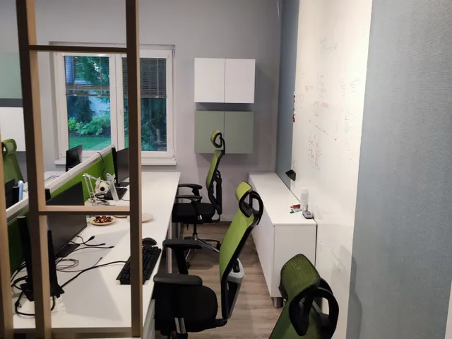 Kiadó kereskedelmi és ipari ingatlan Budapest VIII. kerület, Tisztviselőtelep, Bláthy Ottó utca 105 nm