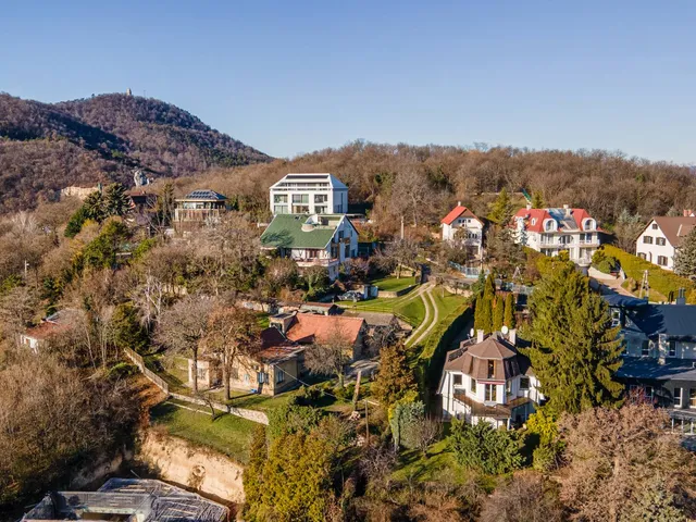 Eladó telek Budapest XII. kerület, Budakeszierdő 1750 nm