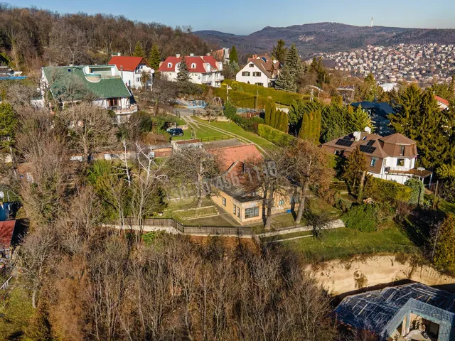 Eladó telek Budapest XII. kerület, Budakeszierdő 1750 nm