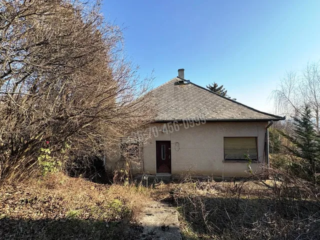 Eladó telek Budapest III. kerület, Táborhegy 1272 nm