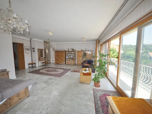 Eladó ház Budapest XII. kerület, Budakeszierdő 420 nm