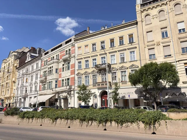 Eladó lakás Budapest V. kerület, Belváros 64 nm