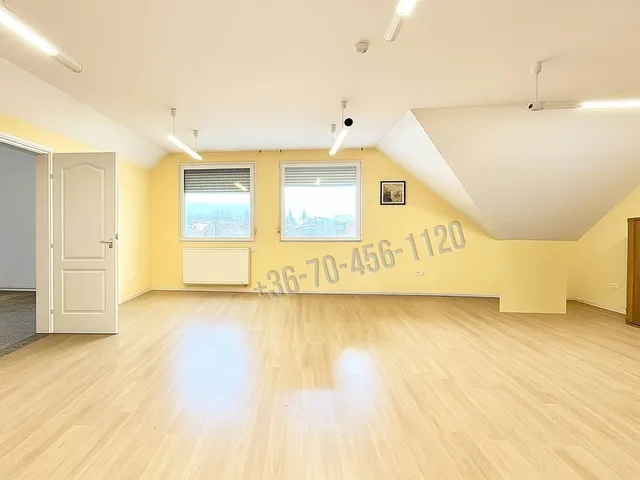 Eladó lakás Budaörs, Városközpont 140 nm