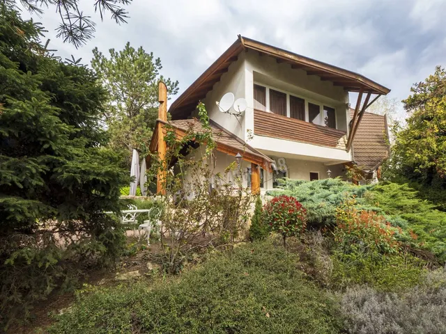 Eladó ház Budaörs 150 nm