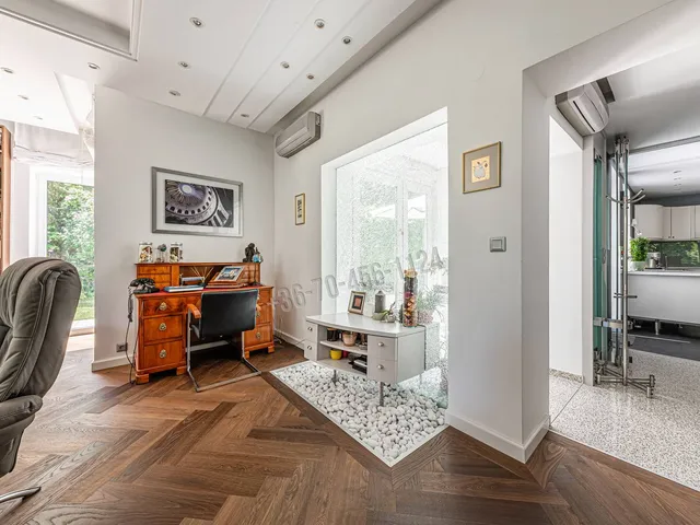 Eladó ház Budapest II. kerület, Pálvölgy 304 nm