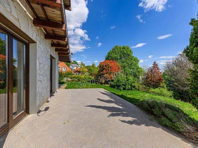 Eladó ház Budapest XII. kerület, Széchenyi-hegy 450 nm