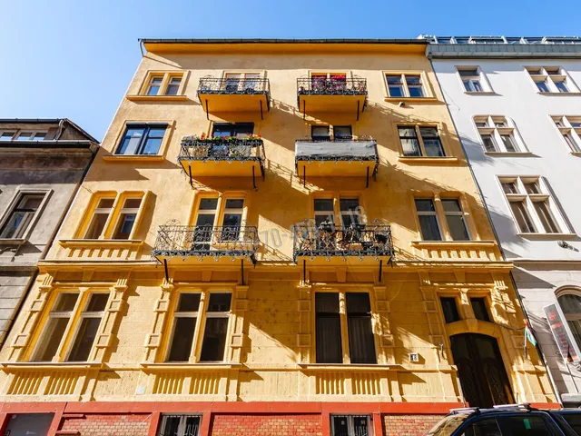 Eladó lakás Budapest II. kerület 74 nm