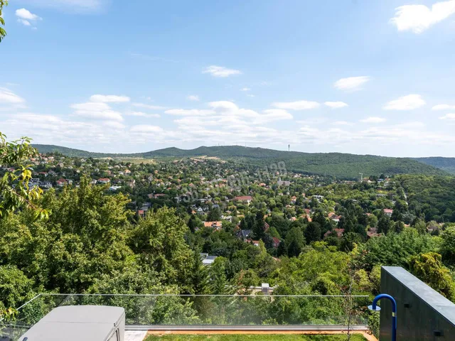 Eladó ház Budapest II. kerület 180 nm