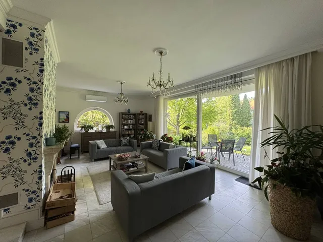 Eladó ház Budapest II. kerület 254 nm