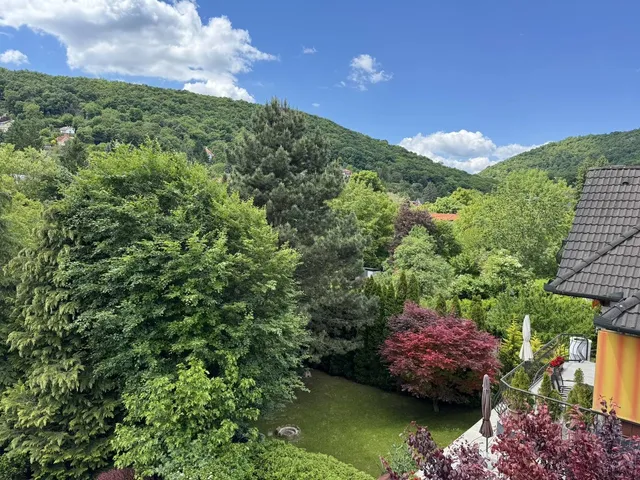 Eladó ház Budapest II. kerület 254 nm