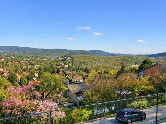 Eladó ház Budapest II. kerület 186 nm