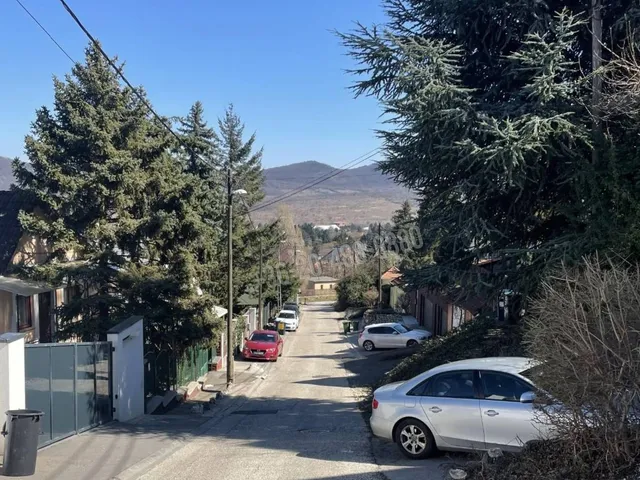 Eladó ház Budapest II. kerület 157 nm