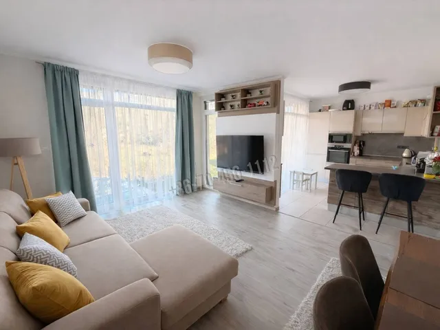 Eladó lakás Budapest XI. kerület, Hosszúrét 124 nm