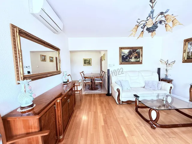 Eladó lakás Budapest XI. kerület, Sasad-Sashegy XI. ker. 100 nm