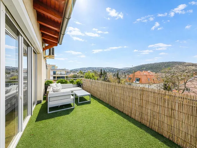 Eladó lakás Budapest II. kerület, Zöldmál 129 nm