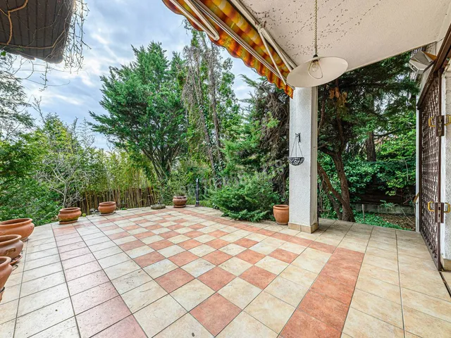 Eladó ház Budapest XI. kerület, Sasad-Sashegy XI. ker. 414 nm