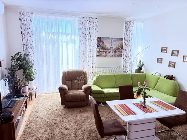 Eladó lakás Budapest XII. kerület, Széchenyi-hegy 93 nm