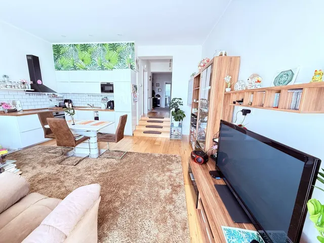 Eladó lakás Budapest XII. kerület, Széchenyi-hegy 93 nm