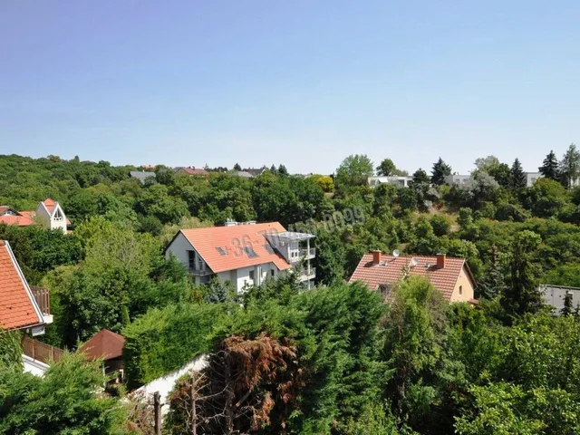 Eladó lakás Budapest XII. kerület, Széchenyi-hegy 170 nm