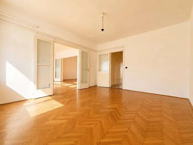 Eladó lakás Budapest II. kerület 100 nm