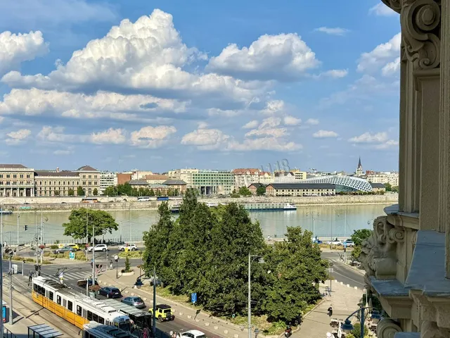 Eladó lakás Budapest XI. kerület, Lágymányos 138 nm