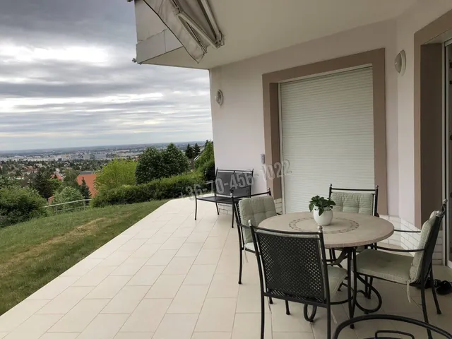 Kiadó lakás Budapest XII. kerület, Farkasvölgy 125 nm