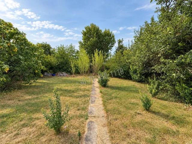 Eladó telek Budaörs, Szerelő utca 1071 nm