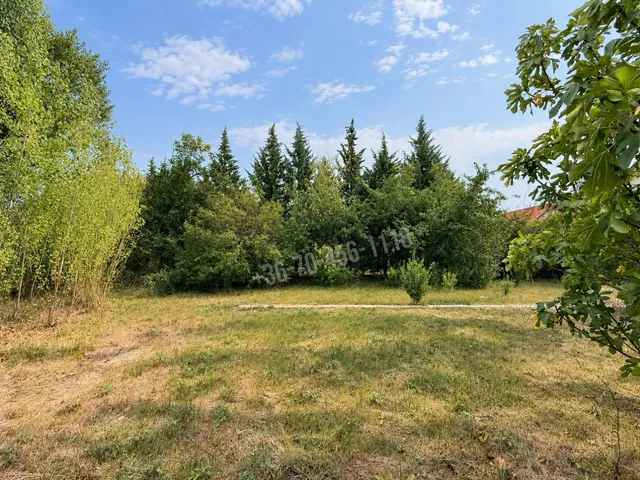 Eladó telek Budaörs, Szerelő utca 1071 nm
