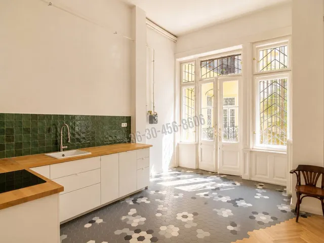 Eladó lakás Budapest VI. kerület 146 nm