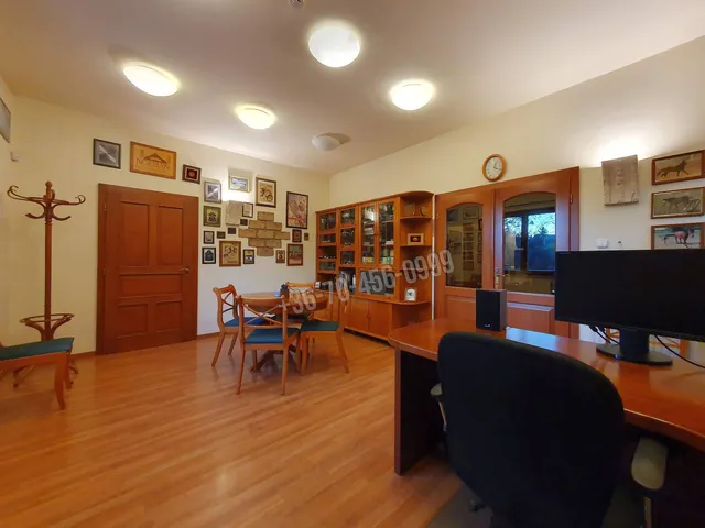 Kiadó kereskedelmi és ipari ingatlan Budapest XI. kerület, Kőérberek 470 nm