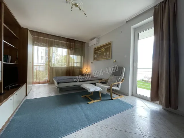 Kiadó lakás Siófok, Aranypart, Beszédes József sétány 32 nm